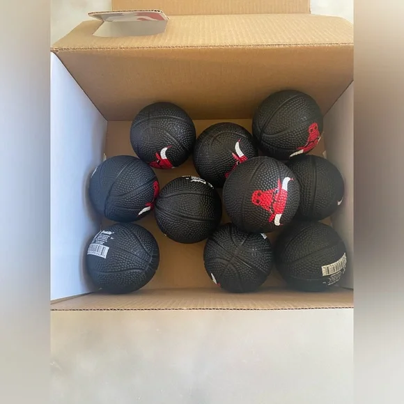 New! Franklin Chicago Bulls Stressball set of 10